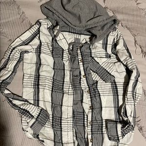 Hooded, long-sleeved flannel